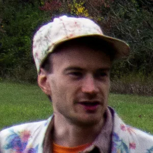 trav