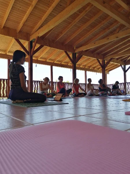 YİN YOGA